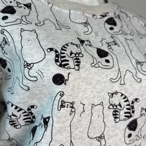 NWOT L.A Soul Cat Sweatshirt Women size medium - Picture 2 of 7